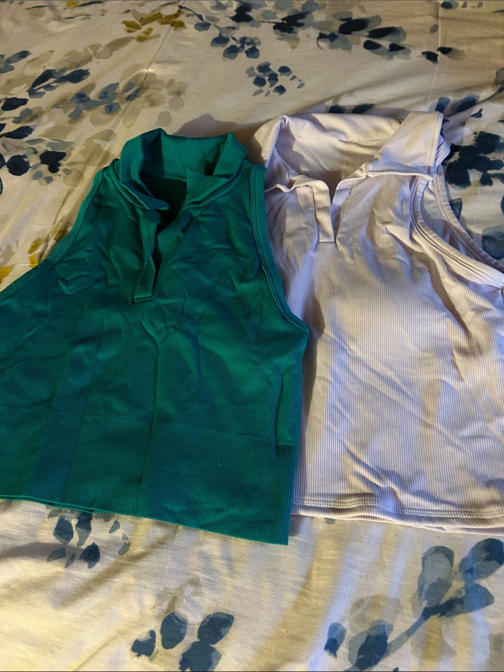 Sleeveless Ribbed Tank Top - Green and White